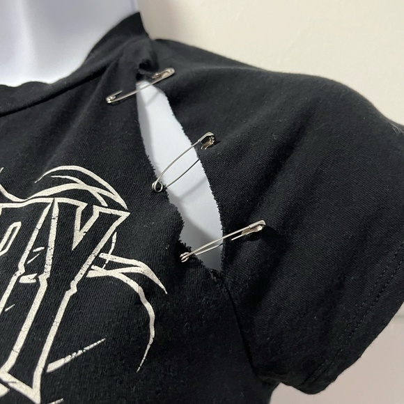 Black Graphic Top with Safety Pins - Picture 6 of 8